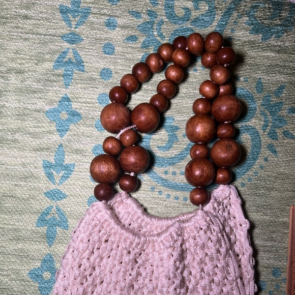 Cream boho crochet summer bag with wooden detail handle. 🏝️ ☀️ - Picture 4 of 6